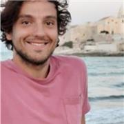 studio economia ed econometria in un corso di laurea magistrale presso l'Università di Bologna, ho conseguito una laurea triennale in scienze economiche a Bologna, sono appassionato di microeconomia e macroeconomia per questo motivo cerco di tramettere il